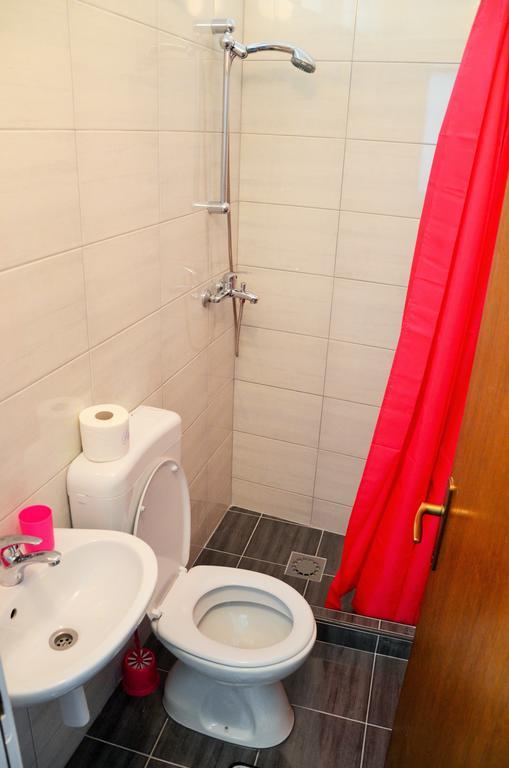 Mostar Downtown Hostel Номер фото
